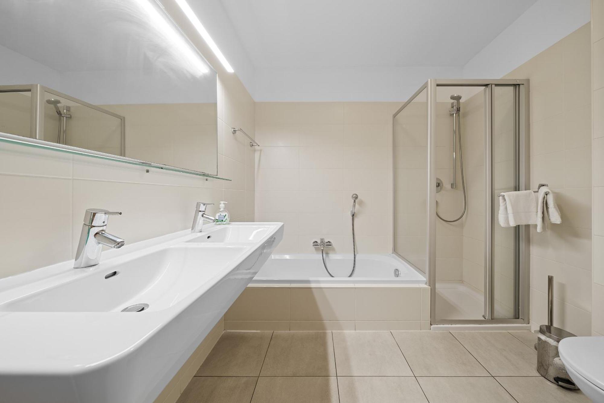 Apartment Ski & Golf Top 6 By Four Seasons Apartments カプルーン エクステリア 写真