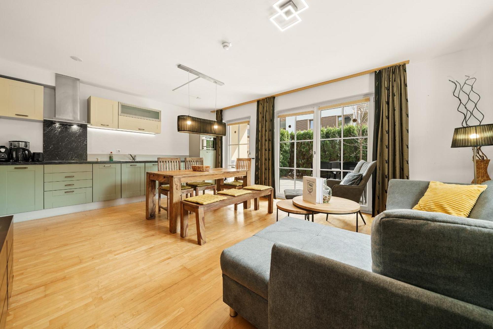 Apartment Ski & Golf Top 6 By Four Seasons Apartments カプルーン エクステリア 写真