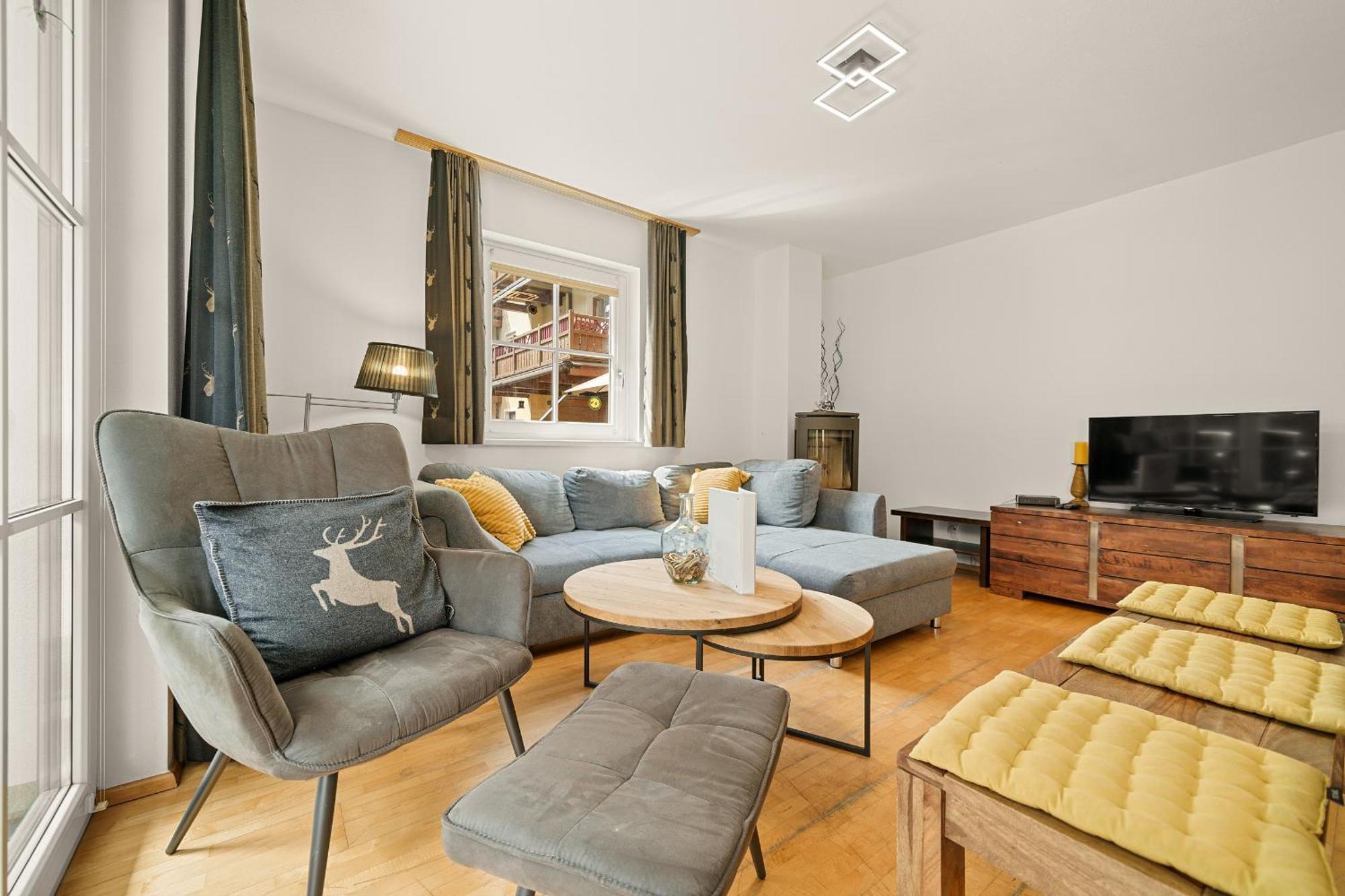 Apartment Ski & Golf Top 6 By Four Seasons Apartments カプルーン エクステリア 写真